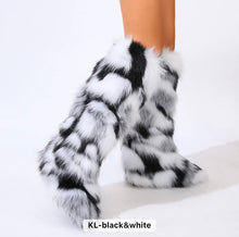 Load image into Gallery viewer, Eskimo knee boots
