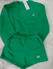 Load image into Gallery viewer, alo sweat suit short set
