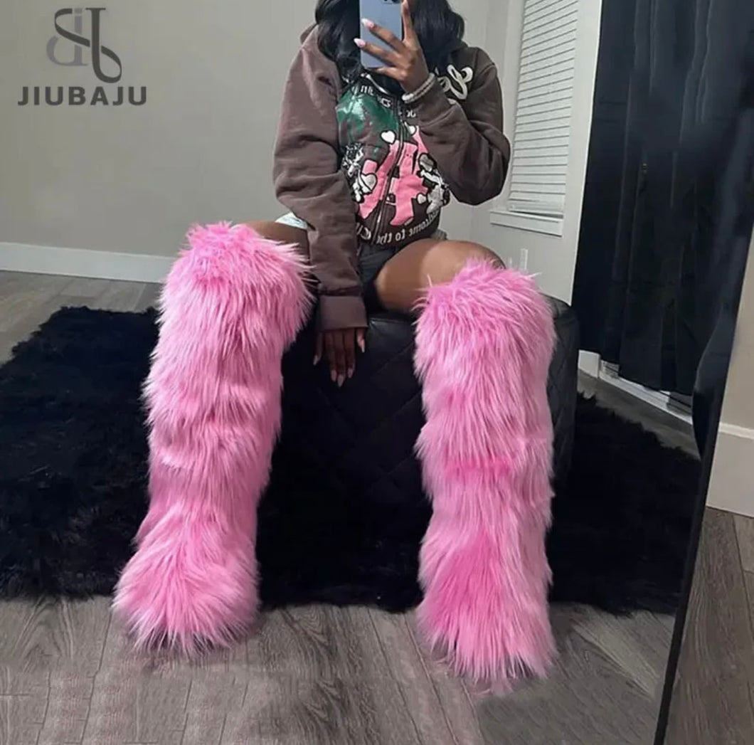Eskimo knee boots