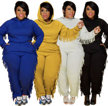 Load image into Gallery viewer, Tassel girl two piece sweatsuit
