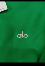 Load image into Gallery viewer, alo sweat suit short set
