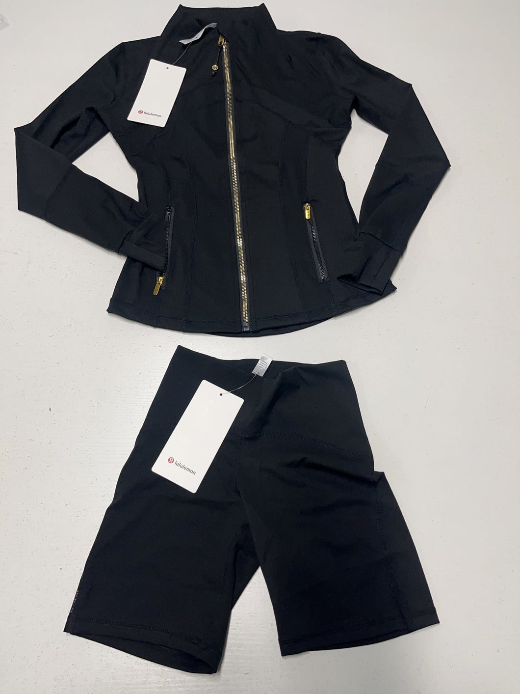 Goldnblack Lululemon set